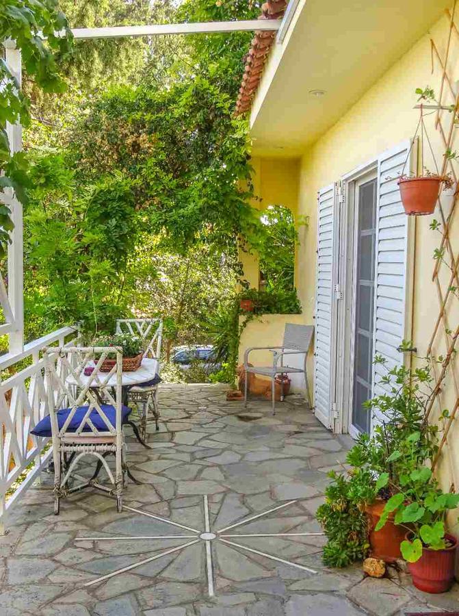 St. Thomas Bed And Breakfast Paianía 外观 照片