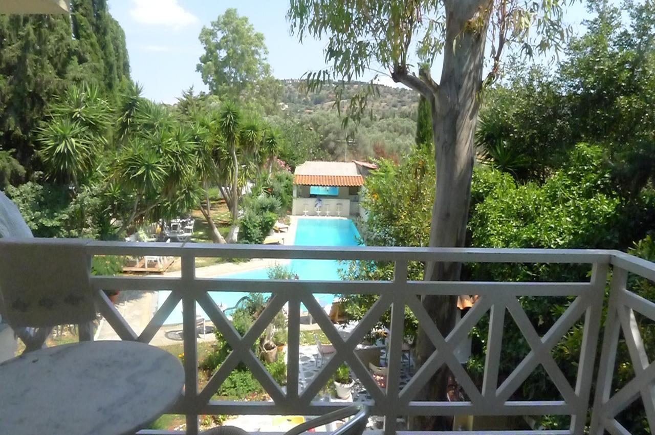 St. Thomas Bed And Breakfast Paianía 外观 照片